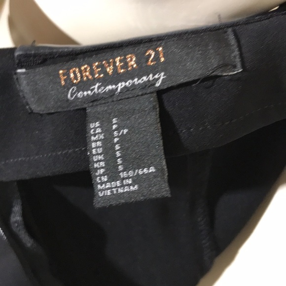 Sleeveless Jumper  Forever 21 Contemporary Size S Wide leg Fitted waist - Picture 8 of 8